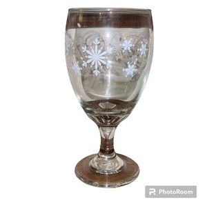 Snowflake Champagne Glasses